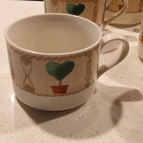 Set of eight cups and saucers American Atelier Versailles number 5029 - Picture 2 of 6